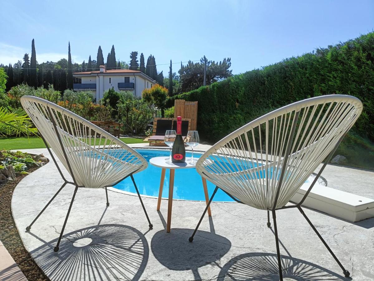 Picnic Room And Pool Кастельнуово-дель-Гарда Экстерьер фото